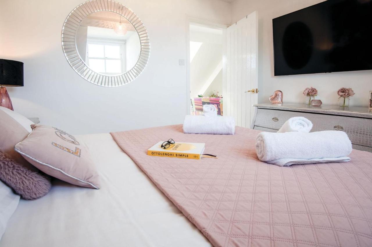 The Penthouse - Luxury 1 Bed - Panorama - Tenby Eksteriør billede