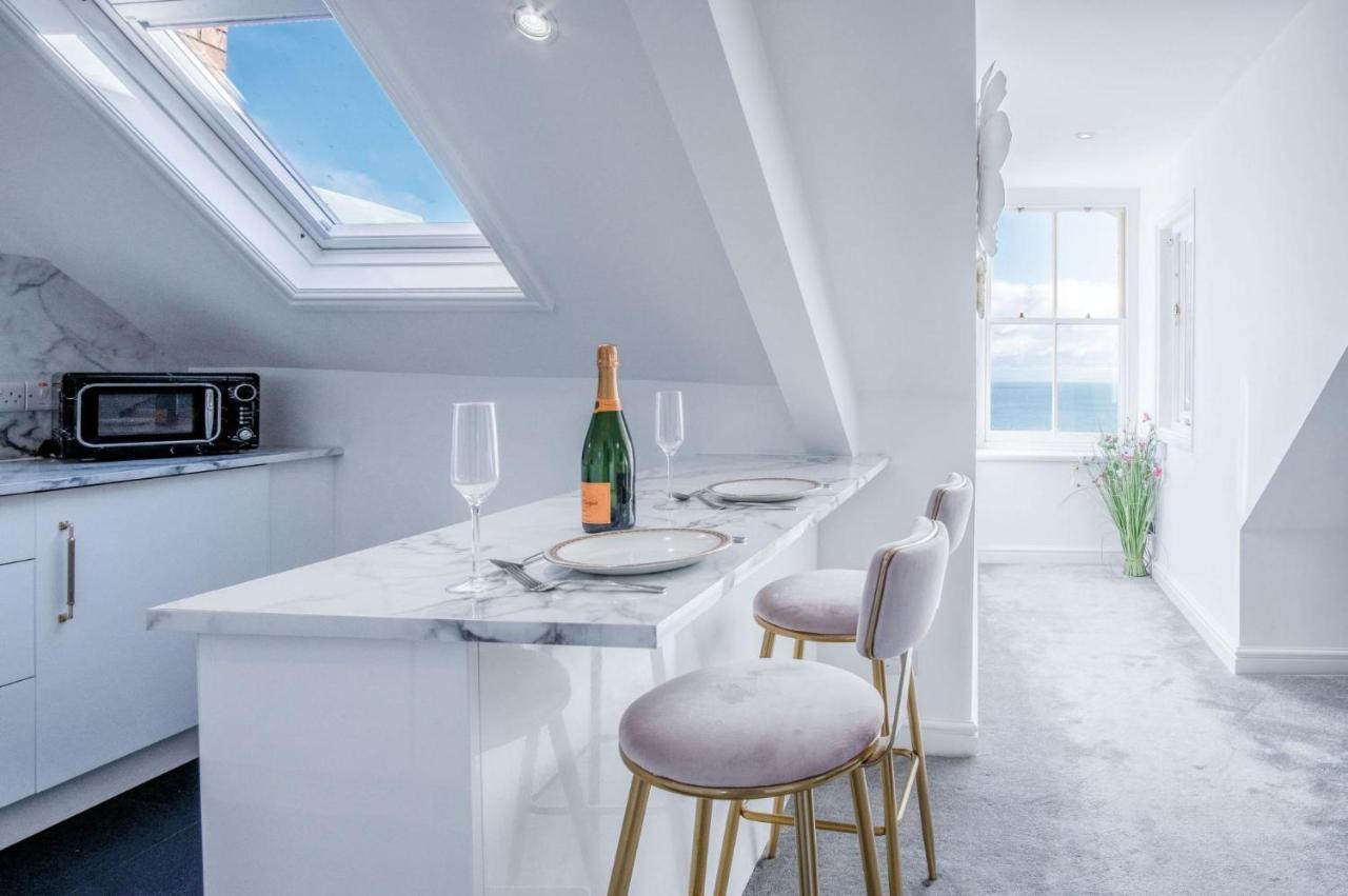 The Penthouse - Luxury 1 Bed - Panorama - Tenby Eksteriør billede