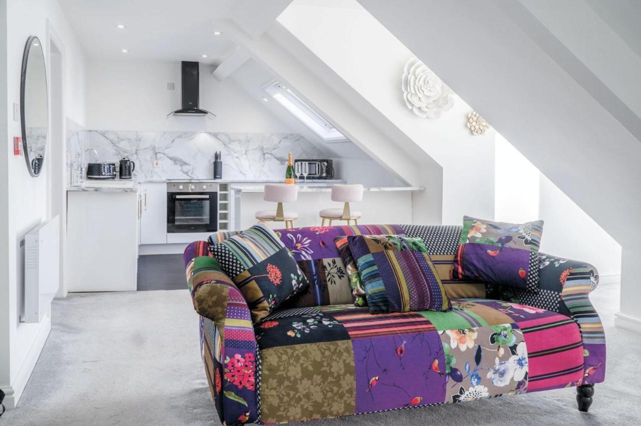 The Penthouse - Luxury 1 Bed - Panorama - Tenby Eksteriør billede
