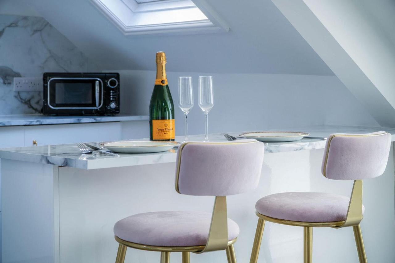 The Penthouse - Luxury 1 Bed - Panorama - Tenby Eksteriør billede